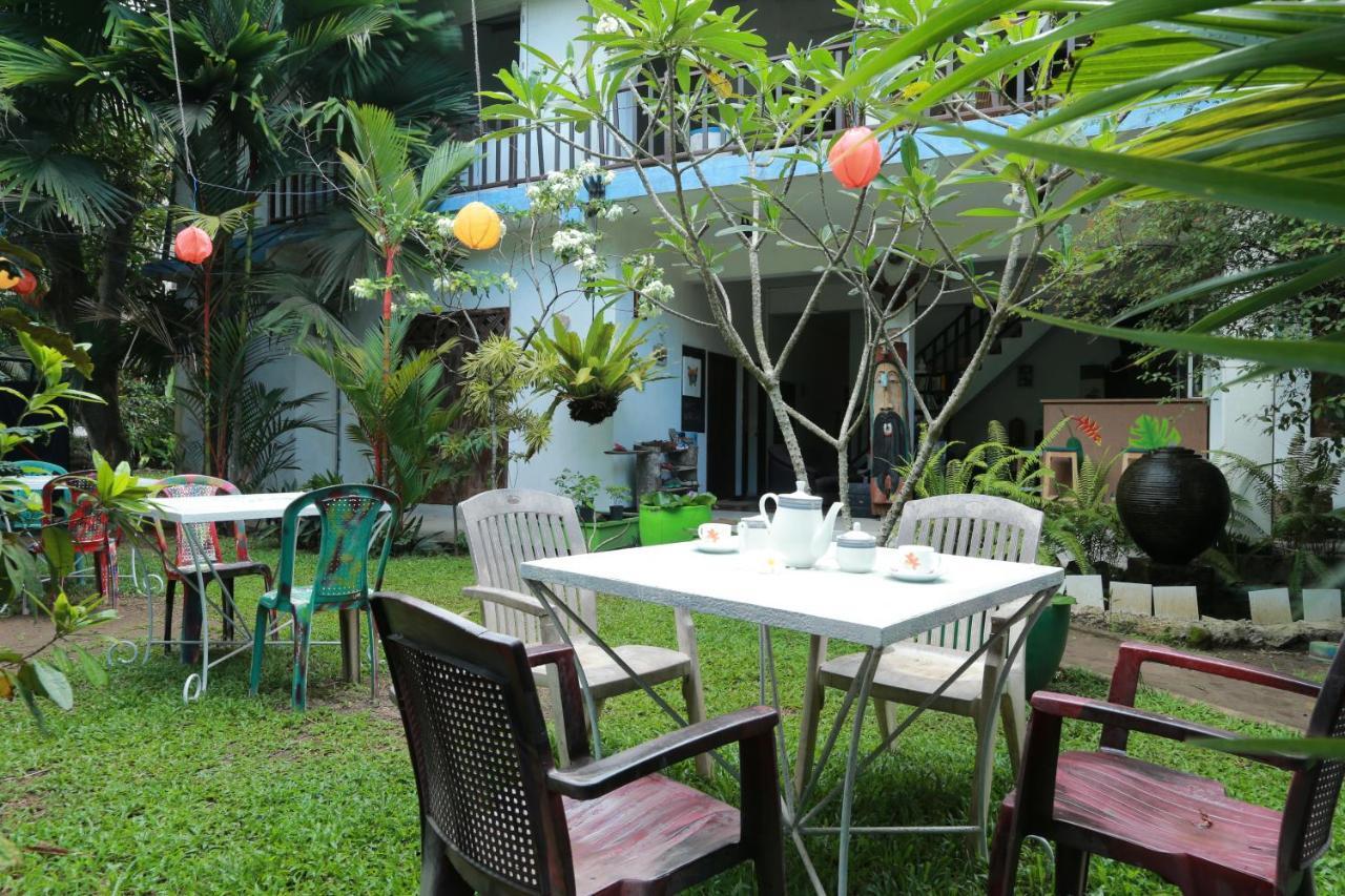 Pearl Villa Rooms And Hostel Unawatuna Exterior foto